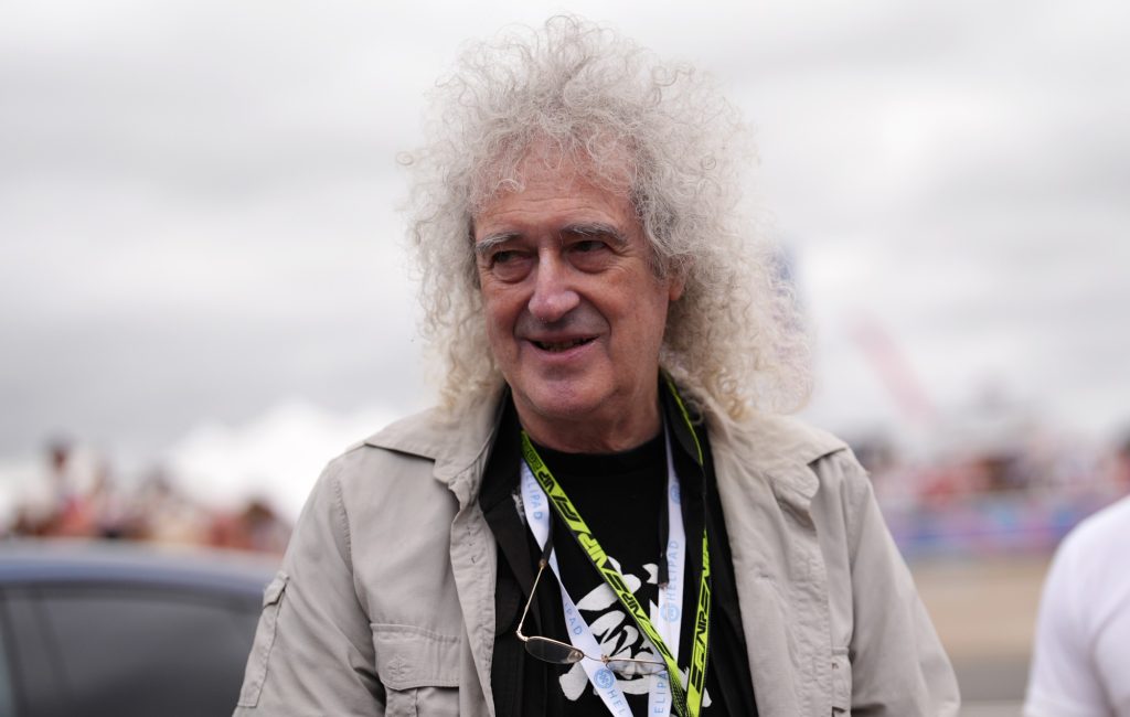 Brian May usa IA para recriar capa de álbum do Queen e critica tecnologia: Não precisamos de IA