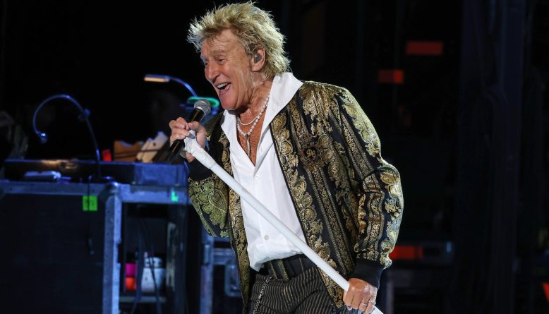 Rod Stewart cancela datas da turnê de despedida após procedimento cardíaco bem-sucedido