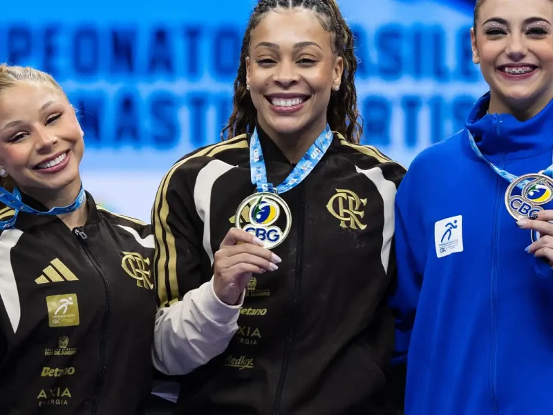 Lorrane Oliveira e Caio Souza conquistam ouro no Brasileiro de Ginástica Artística