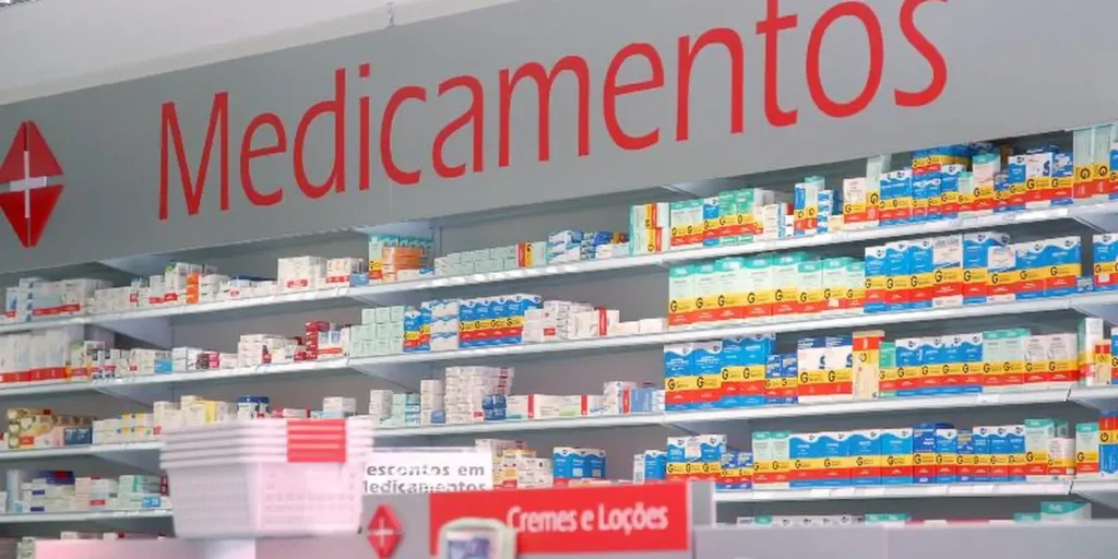 Farmácia Popular pode ampliar serviços e oferecer exames e testes rápidos
