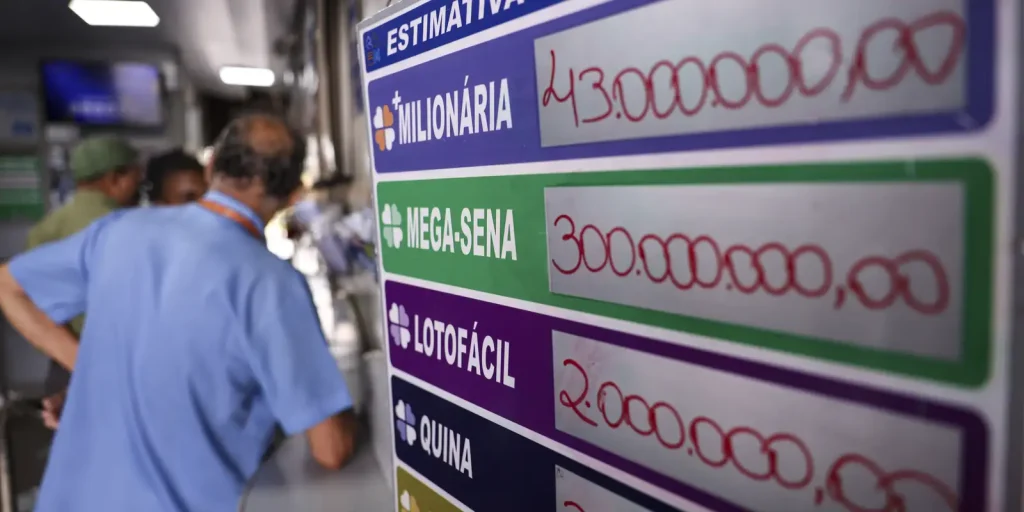 Mega-Sena acumula e prêmio chega a R$ 45 milhões; veja as dezenas sorteadas