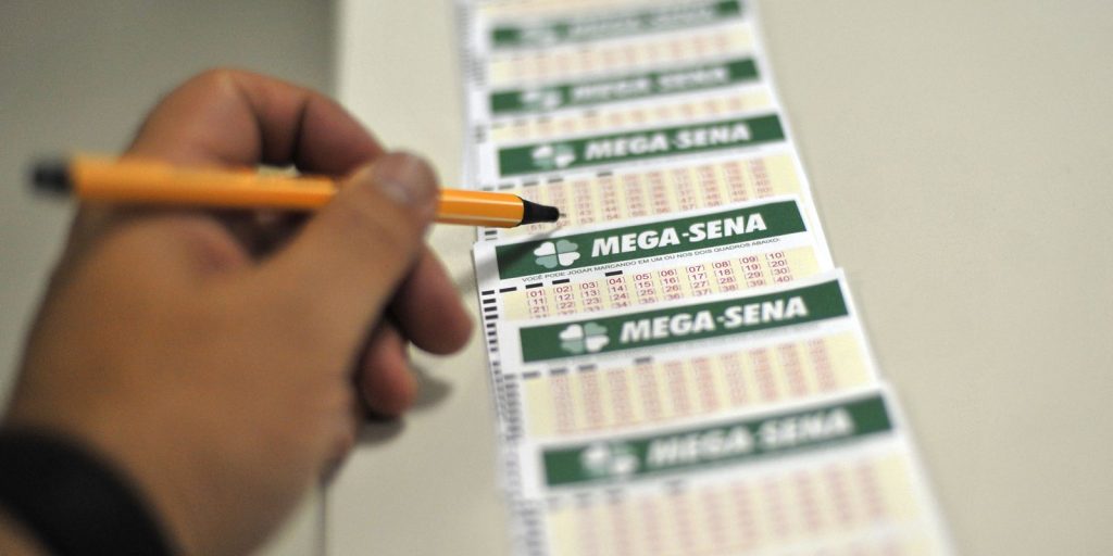 Mega-Sena pode pagar R$ 3,5 milhões nesta terça-feira; veja como apostar