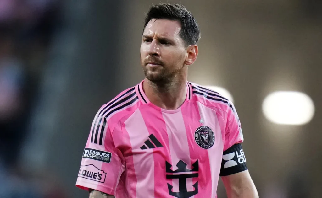 Inter Miami presta homenagem ao pai de Lionel Messi e adota luto nas redes sociais