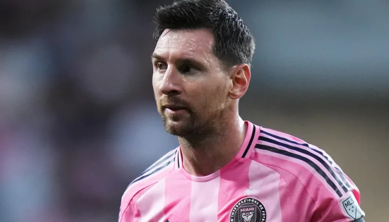Almeyda brinca com fase de Messi e torce para que craque não queira jogar contra o Monterrey