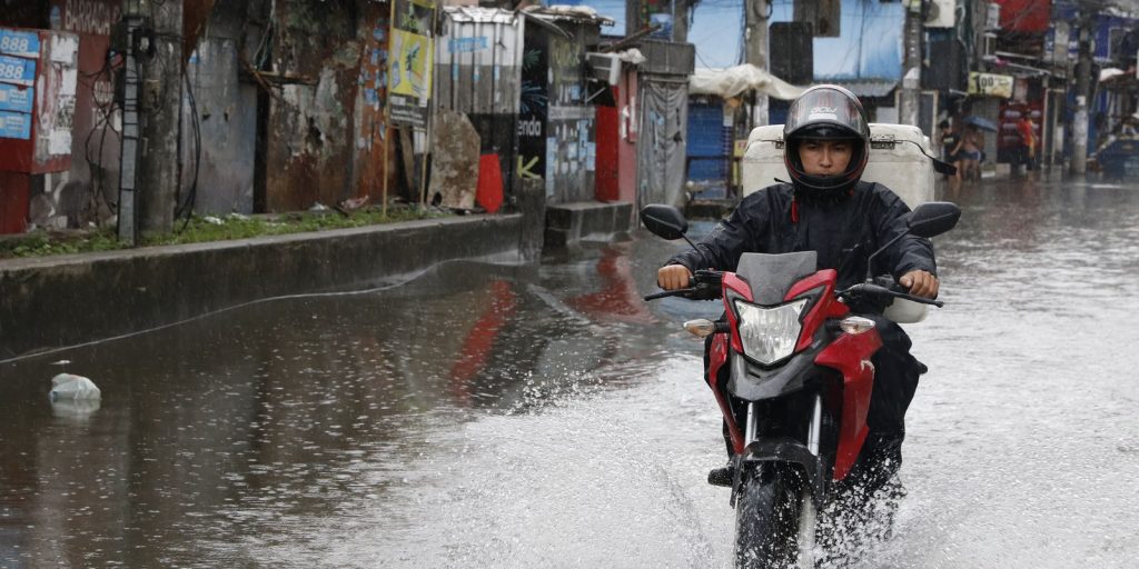 Chuva e tempestades marcam o fim de semana no Sul e no Sudeste; calor intenso predomina no restante do país