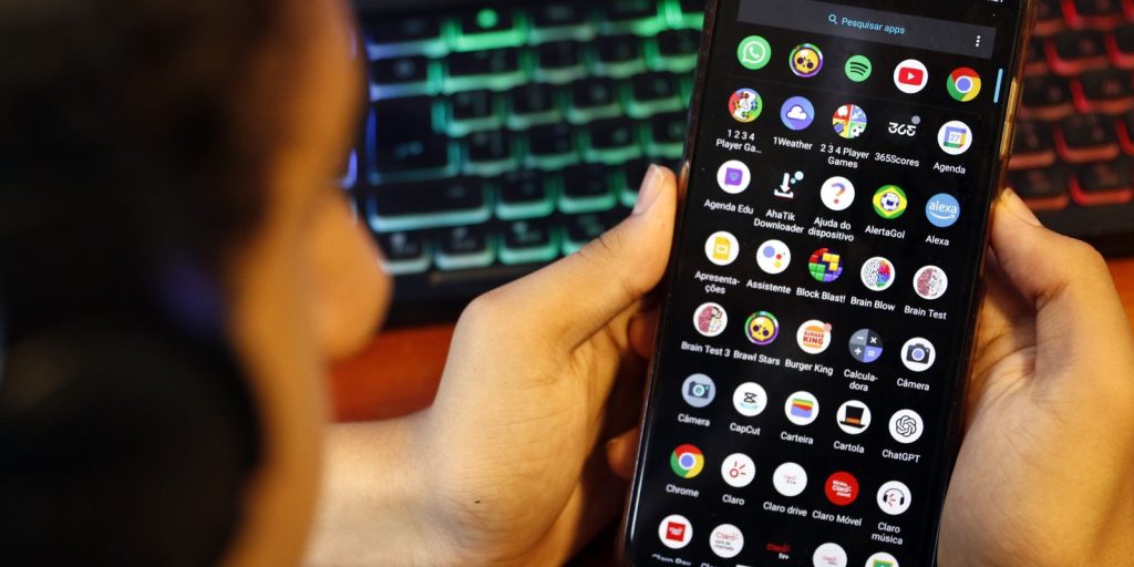 AGU cobra do Discord medidas para proteger crianças e adolescentes após caso de live