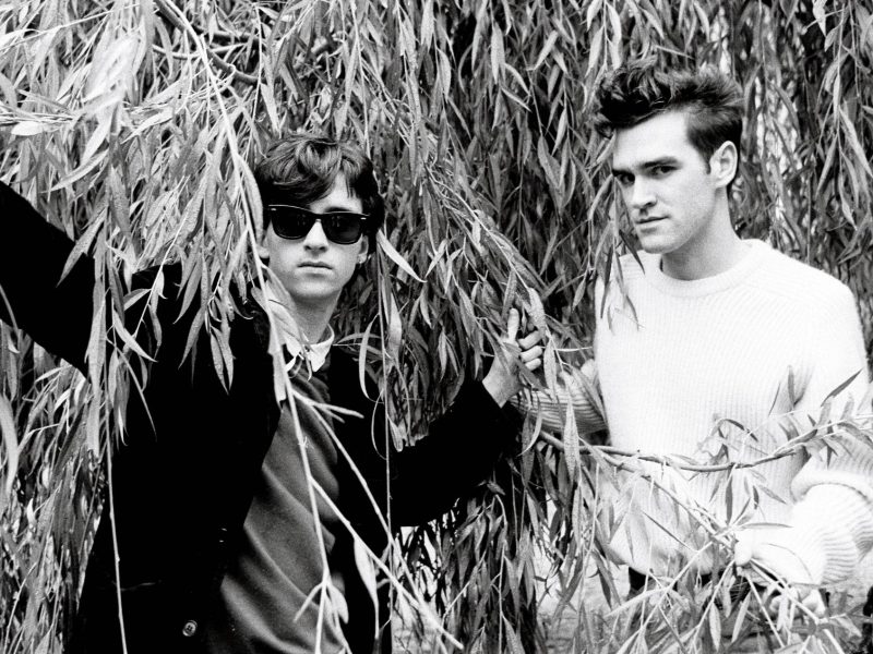 Morrissey e Johnny Marr se unem em raro single de vinil dos Smiths para caixa da Rough Trade