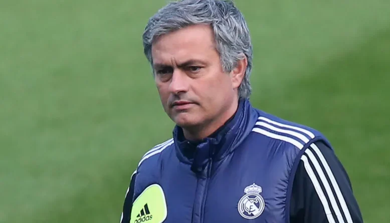 Puyol vê Real Madrid mais forte com retorno de Mourinho e projeta rivalidade acirrada com o Barcelona