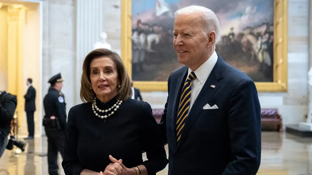 Pelosi nega saber do declínio de Biden e afirma que quem sabia deveria ter agido
