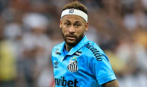 Neymar rebate críticas e afirma: Sempre gostei de jogos grandes antes de decisão contra o Palmeiras