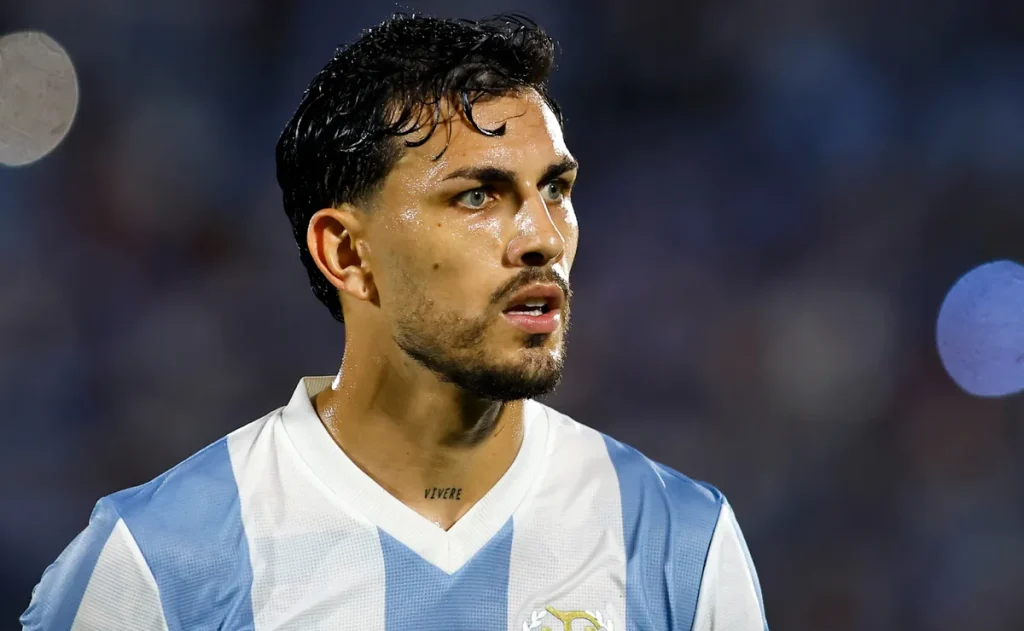 Paredes critica suspensão de 10 jogos e compara punição à de Gavi