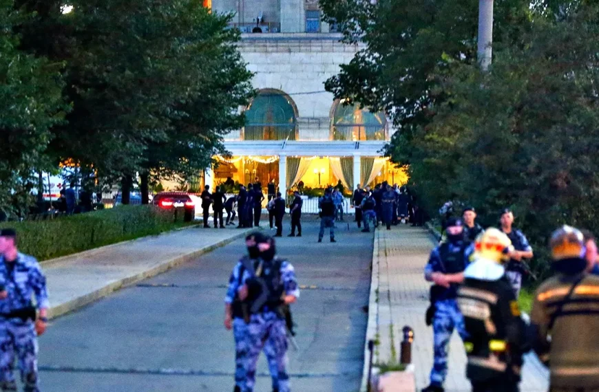 Prefeito de Moscou promete punição após atentado a bomba em restaurante de luxo que matou 3