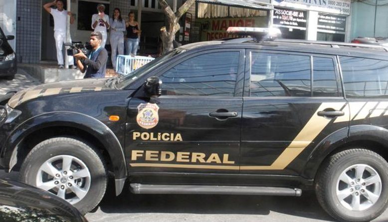 PF cumpre 16 mandados no Rio em nova fase de operação que mira Cláudio Castro