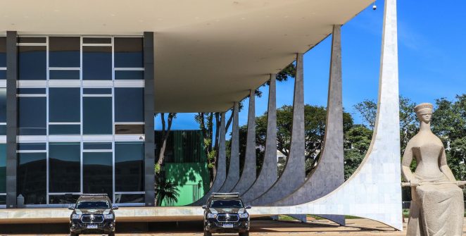 STF retoma julgamento sobre vínculo de emprego de motoristas de aplicativos