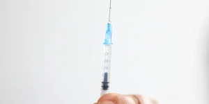 Campanha de multivacinação para menores de 15 anos começa em todo o estado de São Paulo