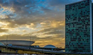 Câmara aprova pacote de desoneração de combustíveis e benefícios para outros setores