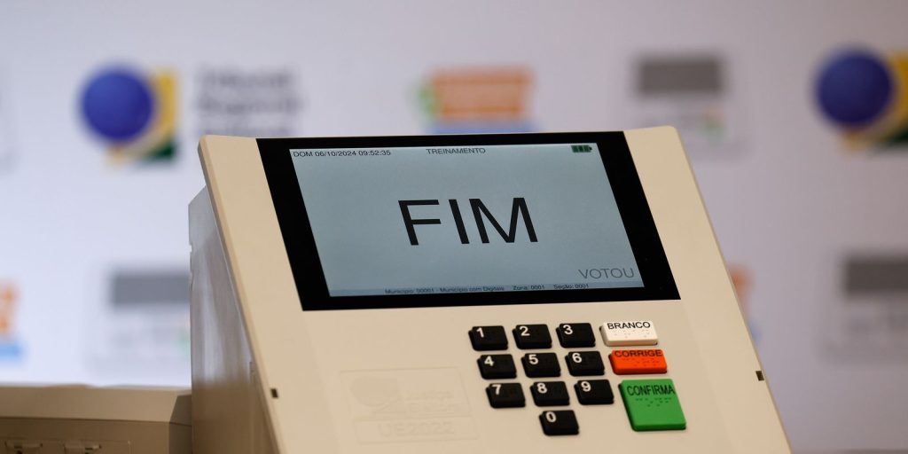 Prazo para pedir voto em trânsito termina nesta quinta-feira (20)