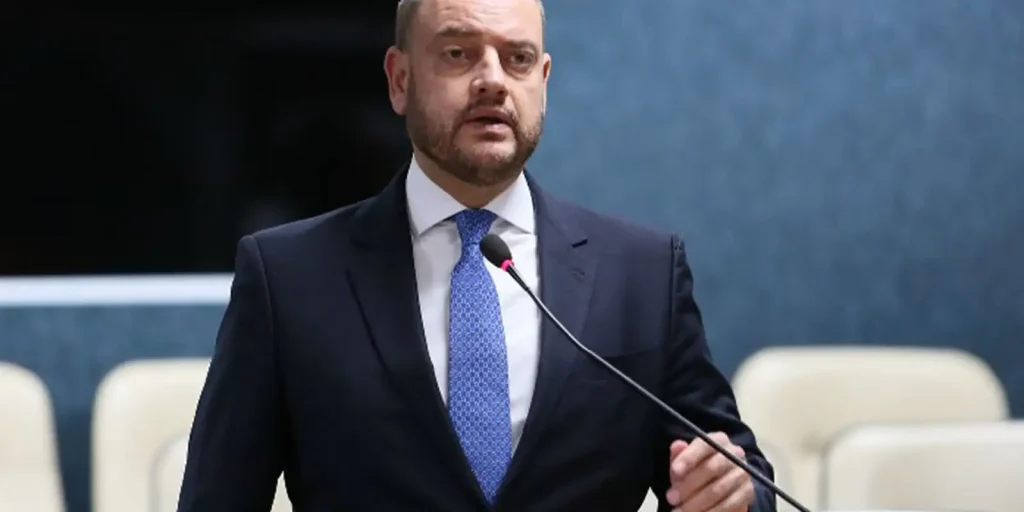 Dívida bancária do Rio chega a R$ 26 bilhões, afirma governador em exercício
