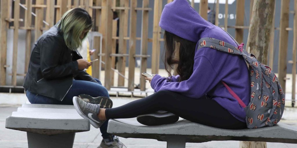 Inclusão digital crítica é essencial na era da IA, defende consultora da Unesco