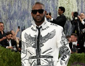 Skepta rebate foto antiga com bandeira de Israel: Eu era jovem e ingênuo