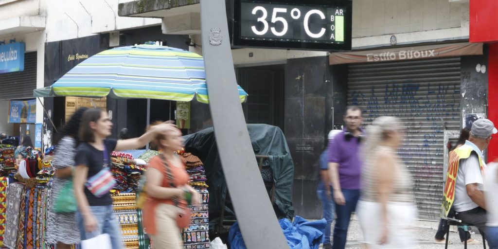 Defesa Civil alerta para onda de calor e risco de incêndios em São Paulo