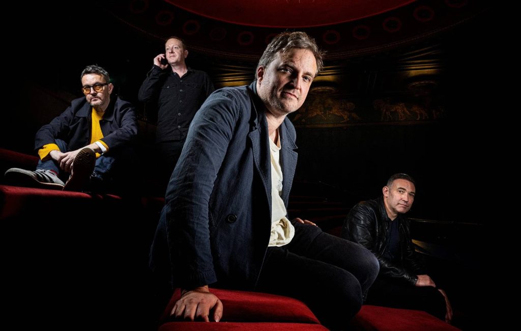 Starsailor relança Love Is Here em edição de 25 anos com faixas inéditas e turnê