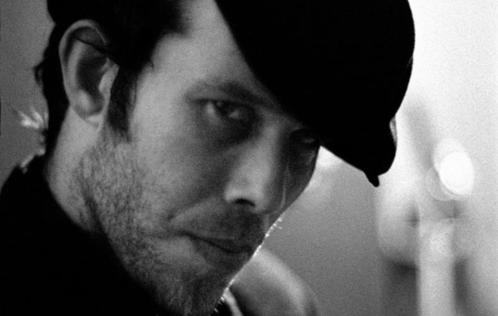 Tom Waits relança Small Change em vinil para celebrar 50 anos do álbum