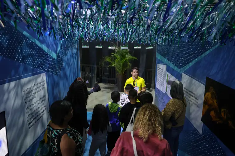 Rio de Janeiro (RJ), 27/08/2026 – Quarta edição do Festival Nacional da Matemática reúne estudantes e público no Axia Marina da Glória, no Rio de Janeiro. Promovido pelo Instituto de Matemática Pura e Aplicada (IMPA), o evento celebra a matemática e a ciência. Foto: Tomaz Silva/Agência Brasil