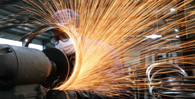 Indústria brasileira registra segunda queda consecutiva e recua 1,8% em junho
