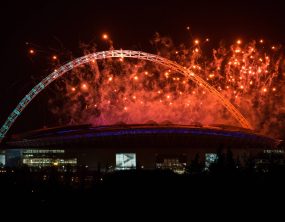 Wembley enfrenta críticas por queima de fogos em show do The Weeknd após alerta de incêndios