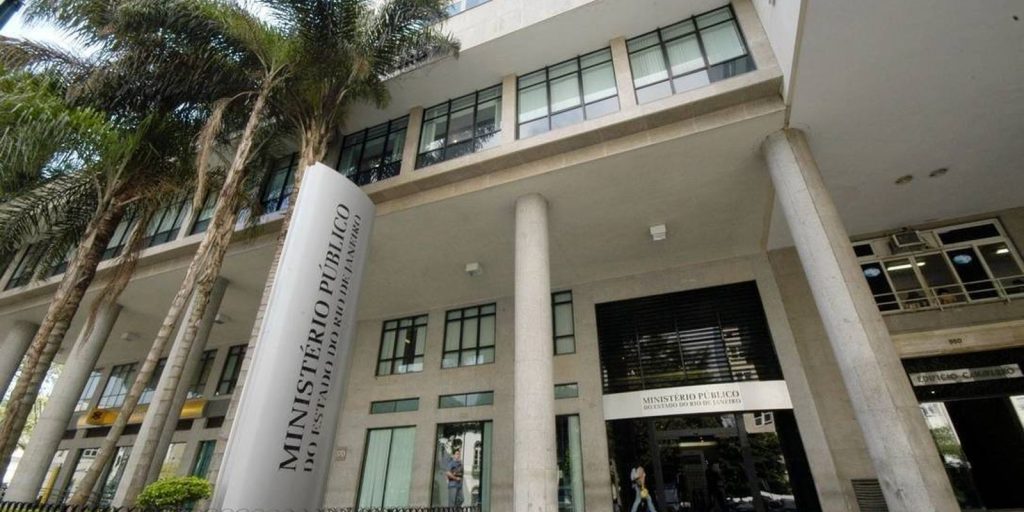 Coronel do Corpo de Bombeiros vira réu por assédio sexual e ameaça a testemunhas no Rio