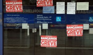 Caixa mantém greve após bancários rejeitarem proposta final; impasse é o plano de saúde