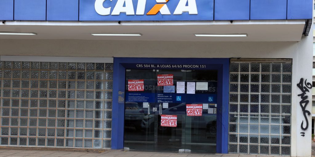 Caixa inicia greve nacional e Banco do Brasil tem paralisação parcial