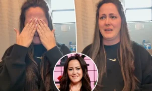 Ex-estrela de Teen Mom chora ao revelar diagnóstico raro que causa dor excruciante e a impede de andar