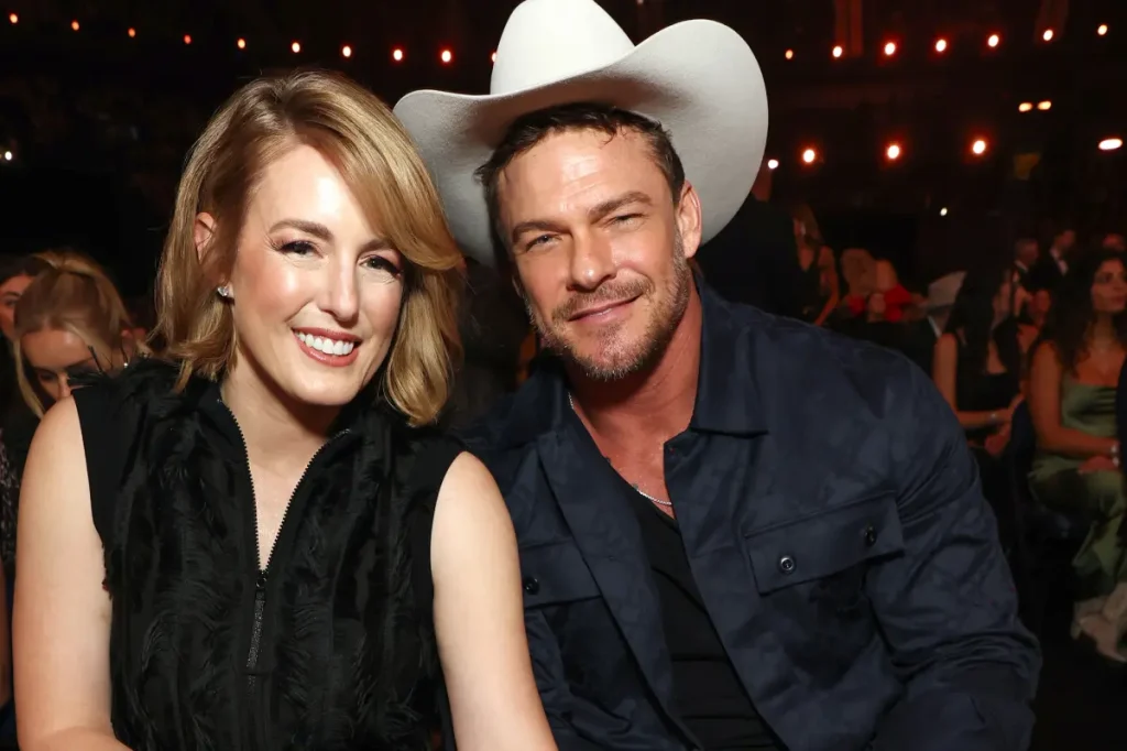 Alan Ritchson e Catherine Ritchson anunciam fim de casamento após 20 anos