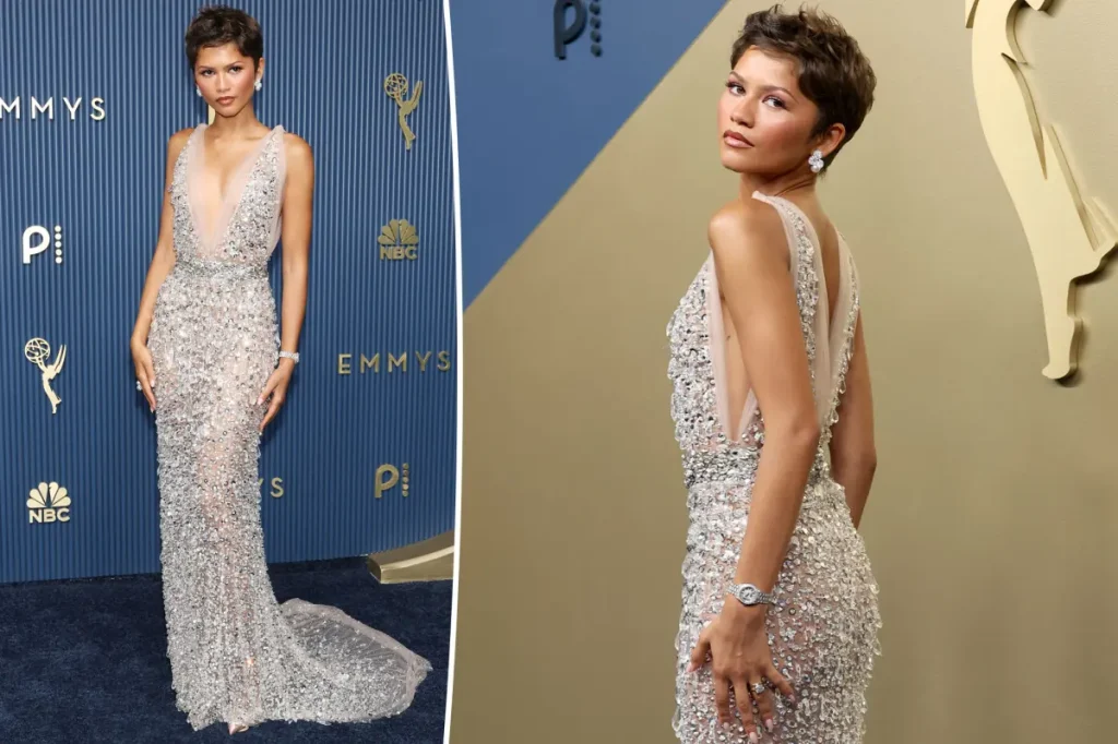 Zendaya aposta em pixie cut e vestido bordado decotado no tapete vermelho do Emmy 2026