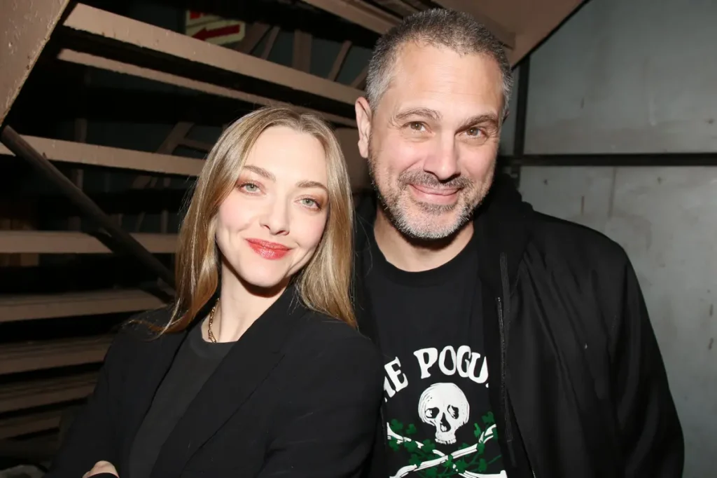Amanda Seyfried e Thomas Sadoski se separam após nove anos de casamento