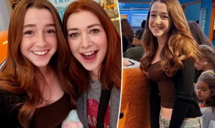 Keeva, filha de Alyson Hannigan, chama atenção em selfie por semelhança com a mãe