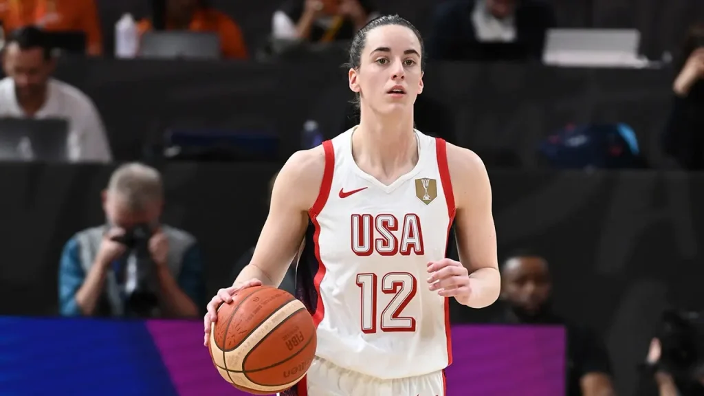 Caitlin Clark lidera estreia dos EUA na Copa do Mundo de basquete feminino com vitória sobre a China