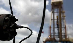 Chevron anuncia investimento bilionário para ampliar produção de petróleo na Venezuela