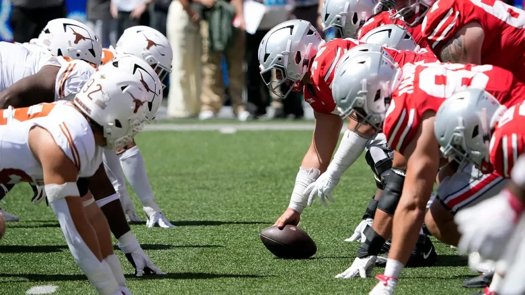 Texas recebe Ohio State em duelo de elite com revanche em jogo e Manning em alta
