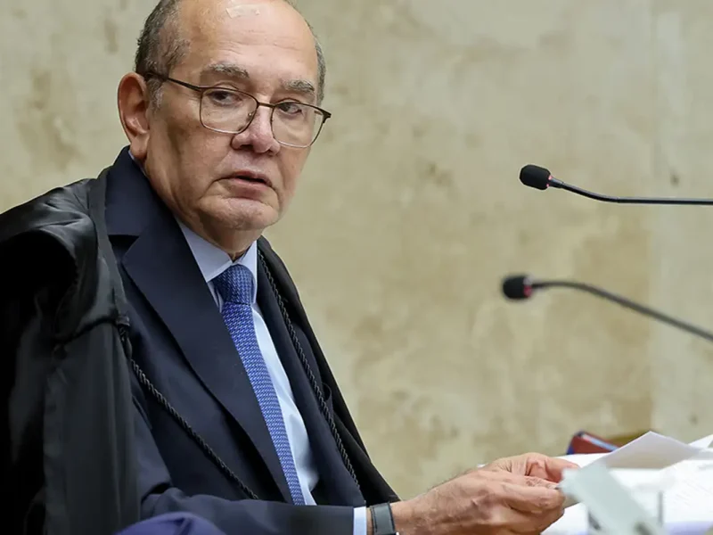 Gilmar Mendes questiona condução de Fux em sessão que referendou afastamento de Andrei Rodrigues