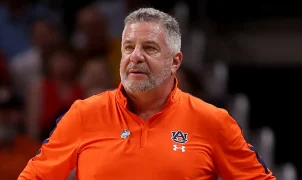 Ex-Auburn coach Bruce Pearl hails Robert Kraft as a hero for banning Macklemore over antisemitic rants