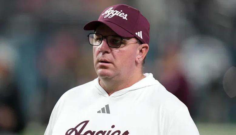 Texas A&M posts blank end zone teaser on social media, internet trolls understand their assignment