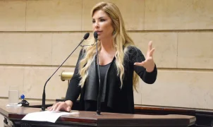 Veronica Costa, ex-vereadora do Rio, é presa por condenação por tortura