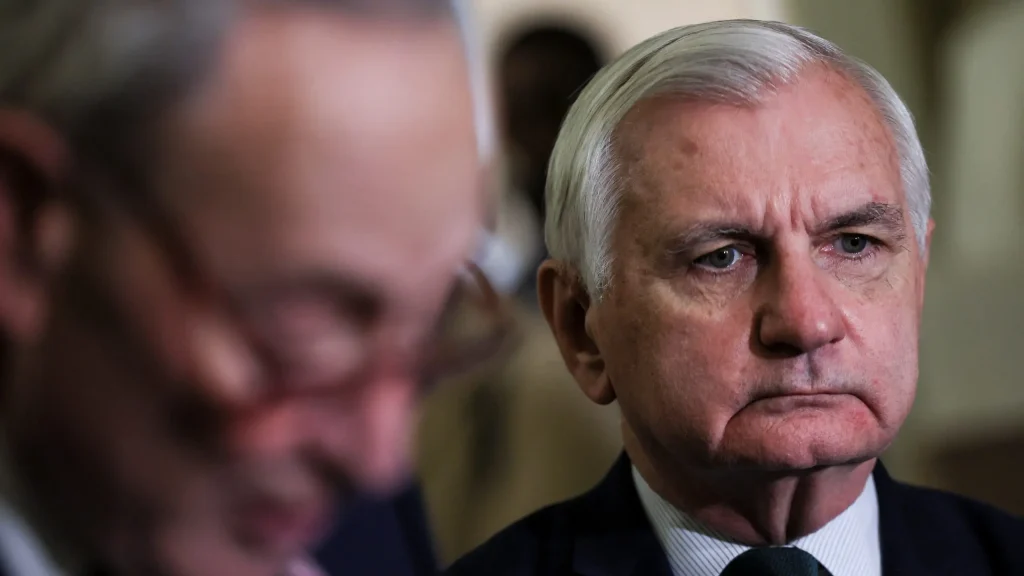 Jack Reed vence primárias democratas em Rhode Island e busca sexto mandato no Senado