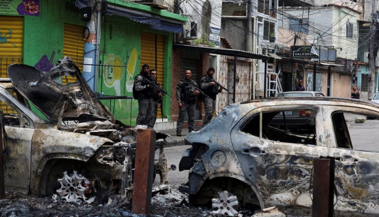 União e estado do Rio firmam acordos para retomar áreas dominadas por facções e proteger vias estratégicas