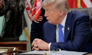 Trump promete US$ 5 mil por adulto nos EUA se republicanos vencerem eleições de novembro