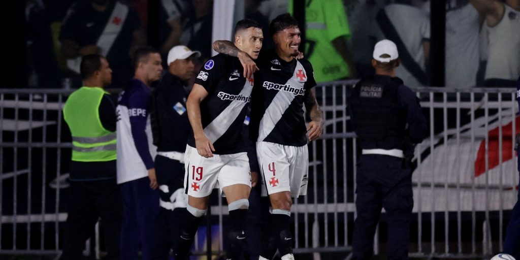 Vasco vence Santa Fe e mantém vivo sonho de final brasileira na Sul-Americana