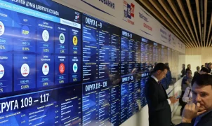 Rússia Unida vence eleição parlamentar e mantém maioria constitucional na Duma